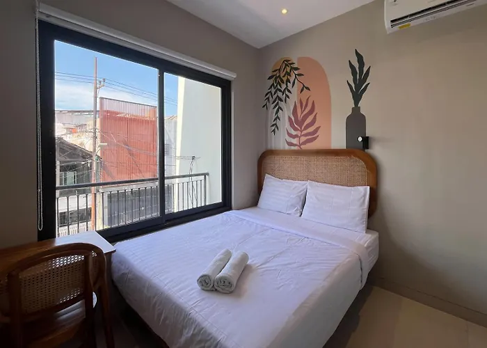 Mono Coliving Kertajaya Syariah, SBY Hotel Surabaya