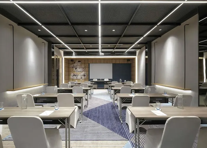 Ibis Surabaya Tidar Hotel